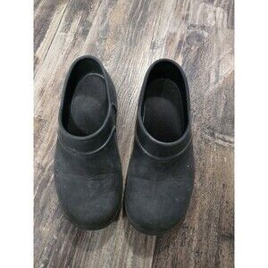 Crocs Shoes Womens 7 Black Clogs Work Slip Resistant Bistro Work Closed Toe Back